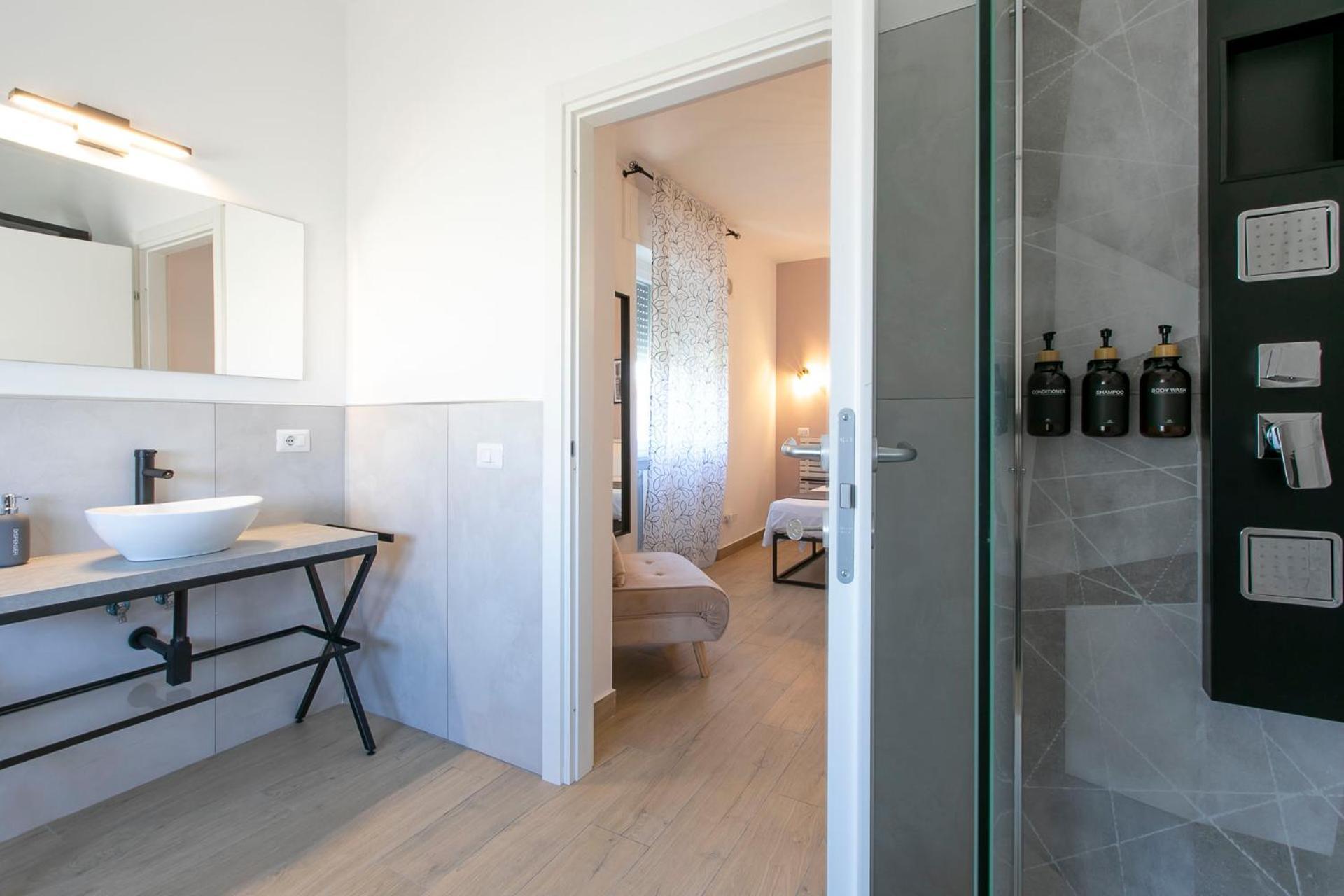 Domina Guest House Fiumicino Eksteriør billede